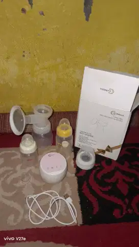 Pompa asi elektrik Caredia + 2 botol Dot Pigeon