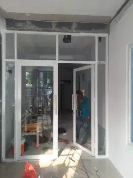 Pintu kaca ruko/kios