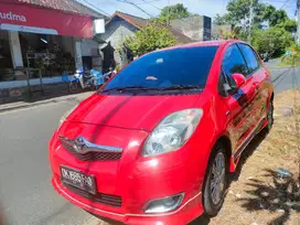 Yaris Merah 2010