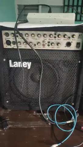 AMPLI GITAR VOKAL KEYBOARD LANEY A1 ORIGINAL ( RARE )