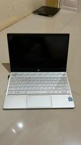 Laptop HP Pavilion 13 inch Ram 8gb SSD 1 tera