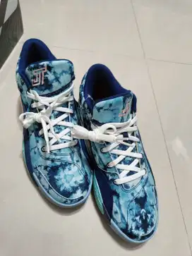 Sepatu Basket Nike Tatum 2 ukuran 44.5 / 10.5