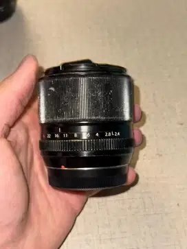 Fujifilm 60mm f2.4 macro fujinon lens