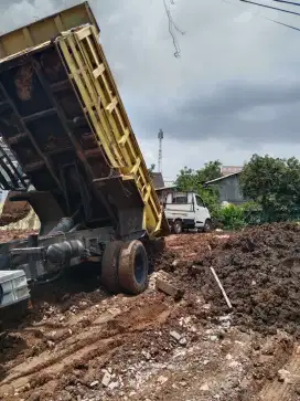 Buang brangkal rumah tangga