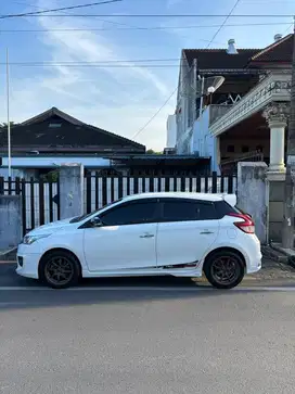 YARIS 2014 AT TRD LOW KM