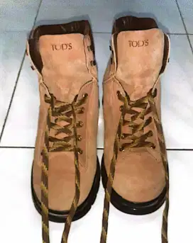 sepatu tods bekas original