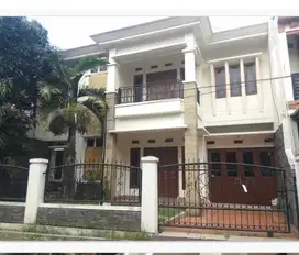 Rumah Lux 2 Lantai Nyaman di BKR Bandung