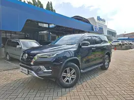 [OLX Mobbi] Toyota Fortuner Hitam 2.4 G 4X2 DSL Solar-AT 2022 TJZ