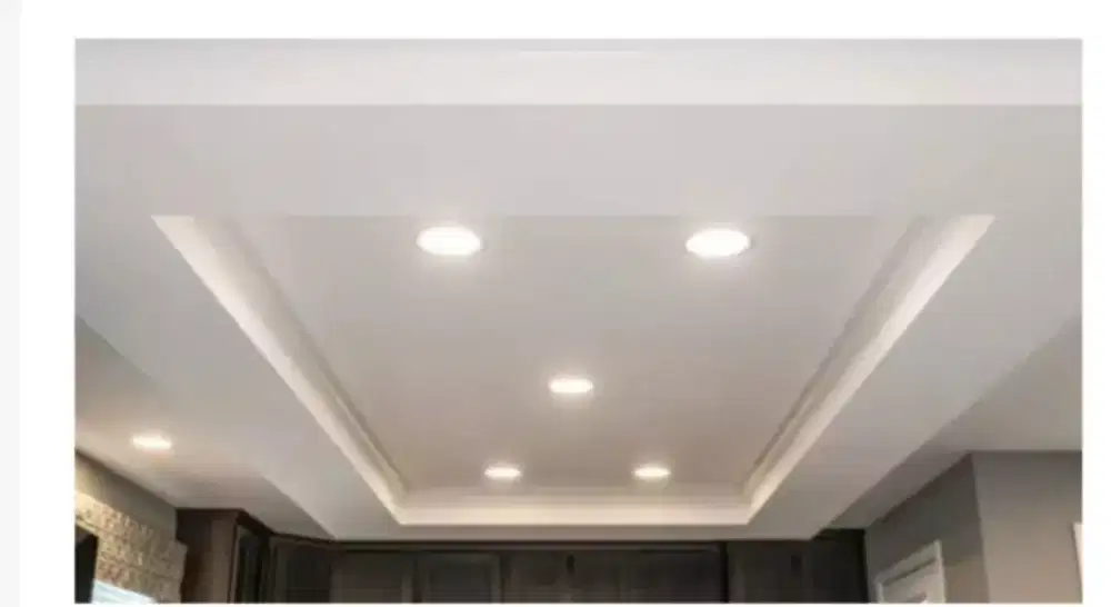 Tukang bangunan dan perbaikan atap bocor