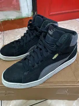 Sepatu Puma Mid Black