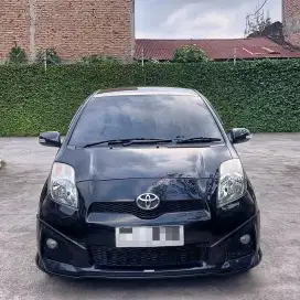 TOYOTA YARIS TRD S MANUAL TH 2012 BLACK MICA