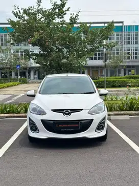 Dp 15jt Mazda 2 R At 2013