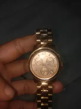 Di jual jam tangan Michael Kors Wanita gress