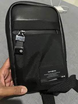 Tas sling bag samsonite