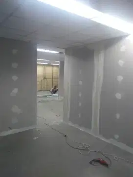 Partisi gypsum dan pengecatan