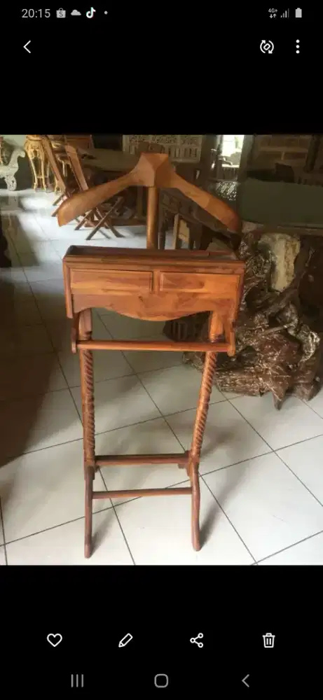 Gantungan Jas Kayu Jati