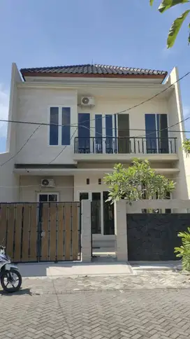 Dijual Rumah Baru Gress Pondok Tjandra 2 Lantai siap Huni dekat Merr