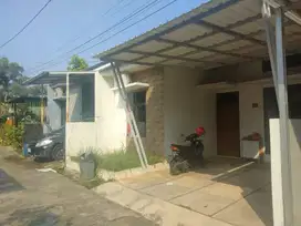 Jual Rumah 1 lantai di limo  perum Cinere  Hijau Limo depok