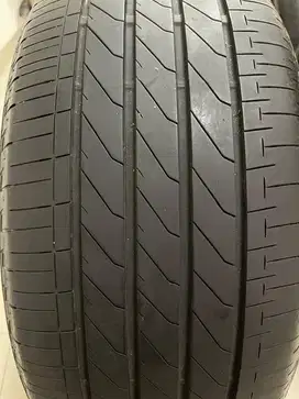 Ban 225/50 r17 bridgestone turanza t005a