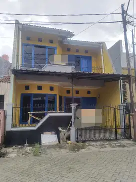 Dijual Rumah 2 Lantai di Perumahan Taman Royal 3 Tangerang