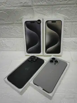 iPhone 15 pro max 256 iBox ada 2 warna hitam dan silver