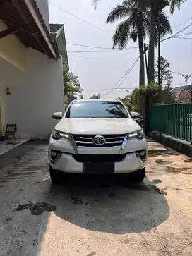 fortuner VRZ (istimewa)