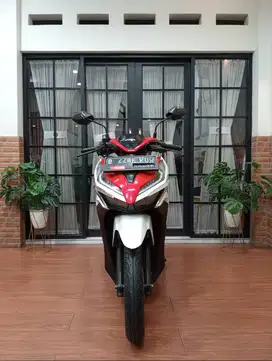 HONDA VARIO 150 SPORTY RED-WHITE 2021