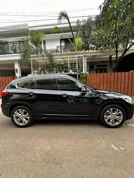 Bmw X1 SDRIVE181 F48 AT