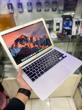 Macbook air 2010 Murah