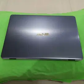 Dijual laptop asus i3 gen 7