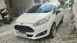 Ford fiesta 1.5 S 2013