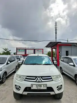 Pajero 2014 GLS diesel manual. Km 82rb antik