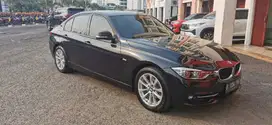 BMW 320i (2017)