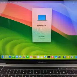 Macbook Pro 2020 Ram 16 Ssd 512
Layar 13 inch Full set Core I7