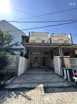 Dijual Rumah siap huni 2 Lantai Minimalis Modern Rungkut Harapan