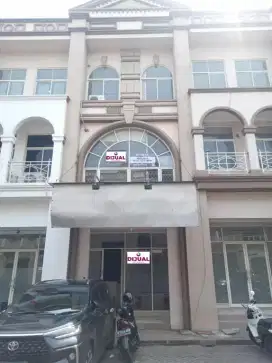 Di jamin murah Ruko di Grand Galaxy Bekasi, sudah full 3Lantai