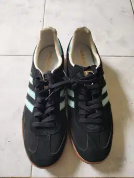 Sepatu samba keren