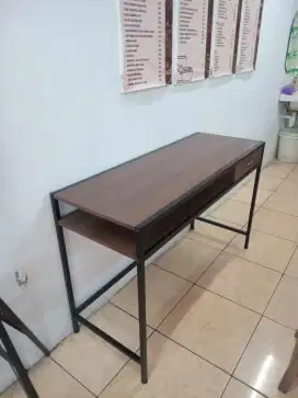 Informa -Neira Meja Kantor - Coklat
