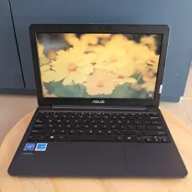 Laptop Second 1 Jutaan – SSD Cepat, Body Ringan garansi 1 tahun
