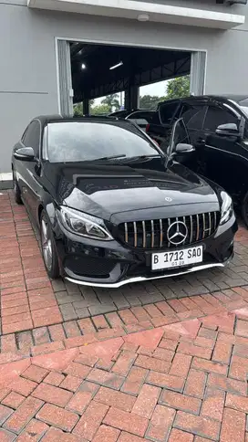 Mercedes benz C200 amg 2017 hitam black mercy c200 2018 amg c200 2016