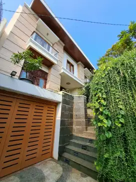 RUMAH MEWAH DAN ASRI DI CINERE