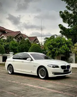 BMW 520i F10 Luxury Putih 2012 Tdp Murmer Ori Menarik Bu Antik Simpan