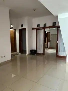 Jual Rumah Nyaman di Buah Batu Regency Bandung