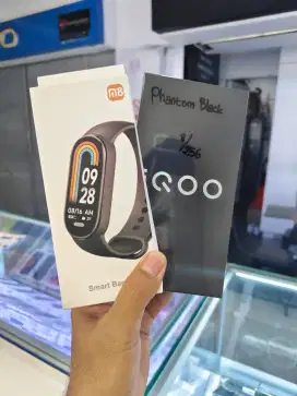 Iqoo Z9 5G 8/256 free smartwatch