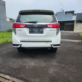 Venturer Diesel KM37RB 2017