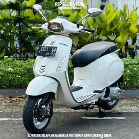 Jual cepat Piaggio Vespa SPRINT 150 3V TAHUN 2015 WARNA PUTIH