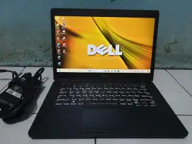 DELL CORE I5GEN7 RAM8GB SSD BATRE OK LAYAR IPS SIAP PAKAI DESAIN