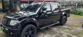Dijual Nissan Navara 2011