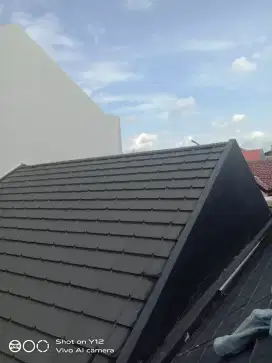 Tukang bangunan dan perbaikan atap bocor