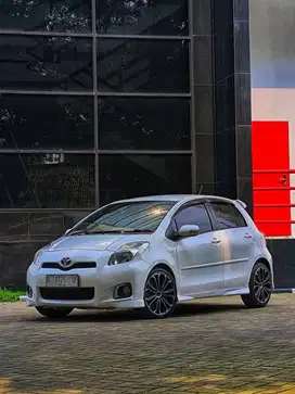 DP 14JT // TOYOTA YARIS S LIMITED 1.5 AT 2012